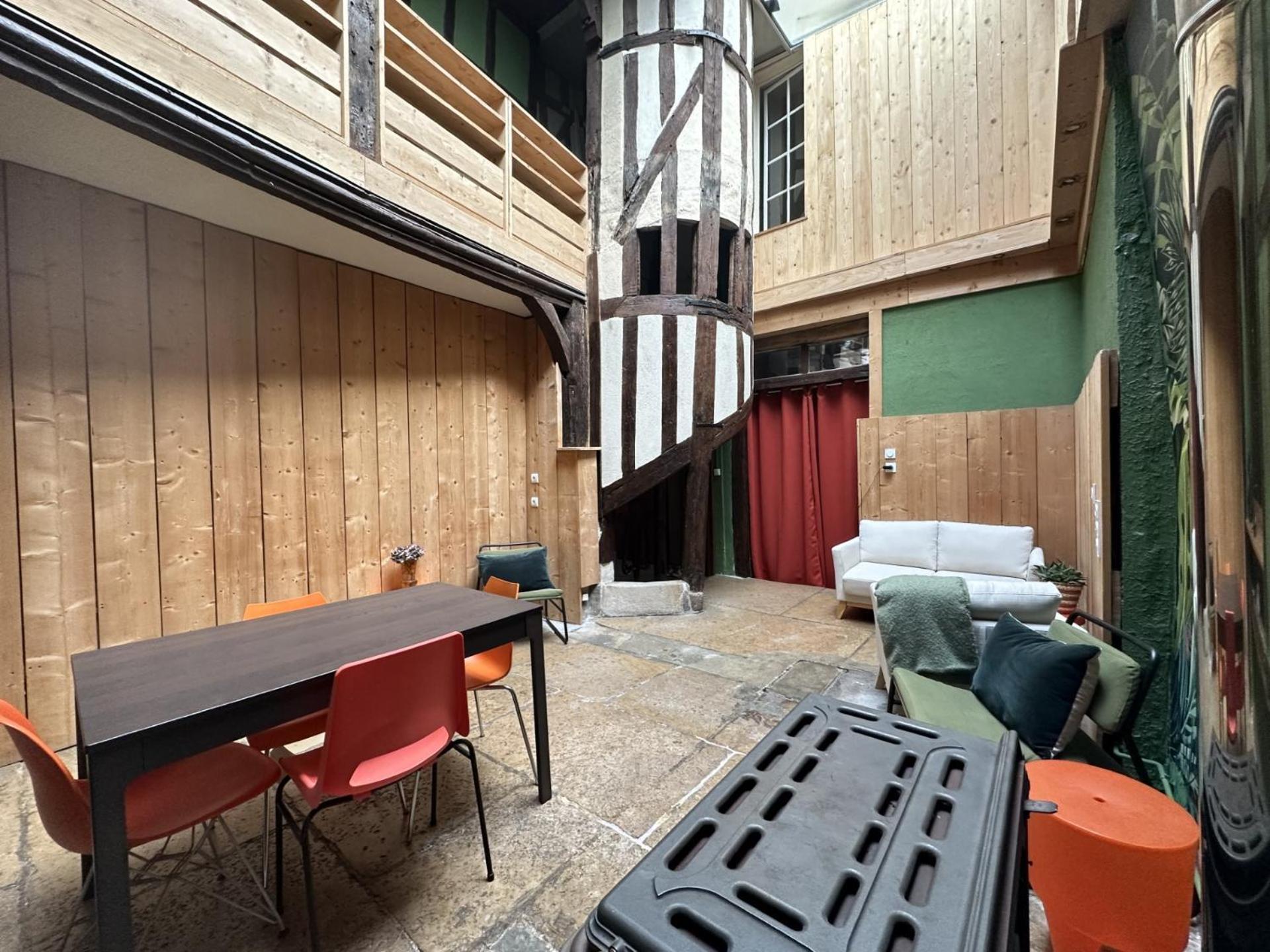 Maison Atypique En Centre-Ville Troyes Exterior photo